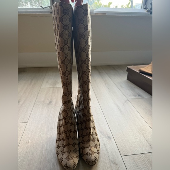 Gucci Beige GG Canvas Monogram Heeled Boots. Size 36 B. Good condition - Picture 2 of 16